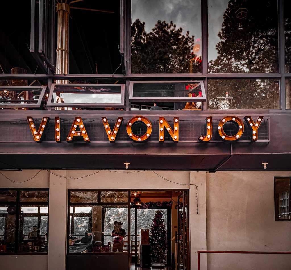 A Scenic Dining Experience at Via Von Joy Restaurant &&nbsp;Café
